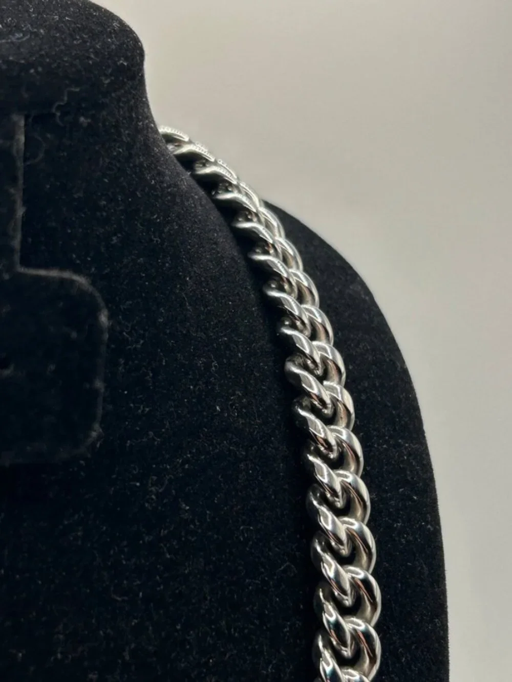 Mens Real Silver Cuban Chain Stainless Steel Plated 10mm 22 Inch Solid Durable